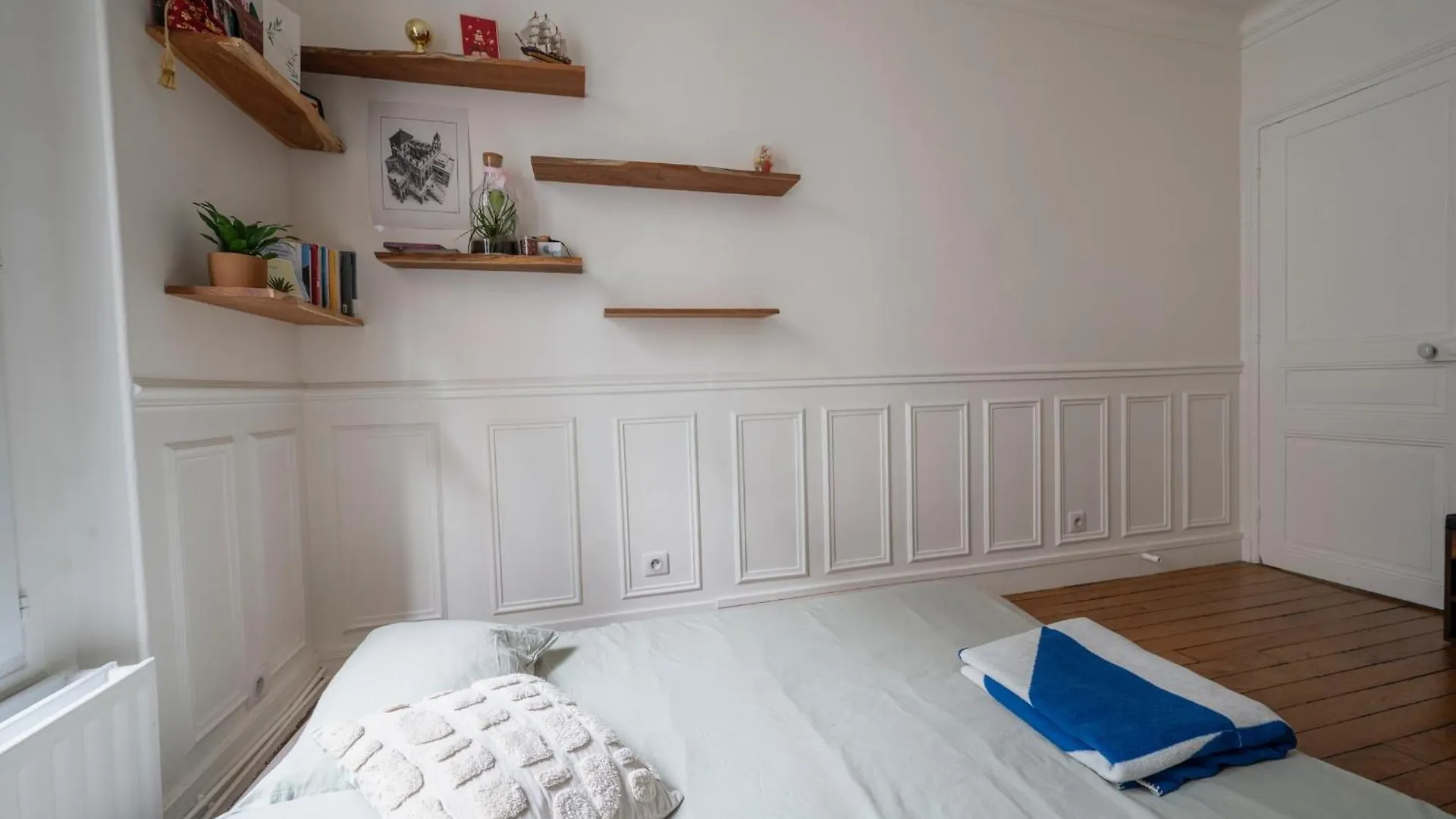 Cosy A Montmartre Parijs